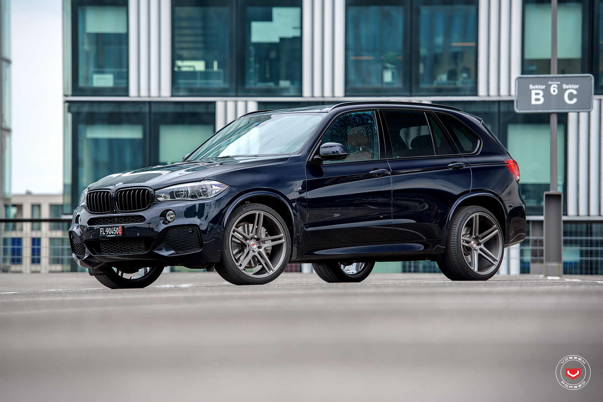 bmw-x5-on-vossen-wheels-7