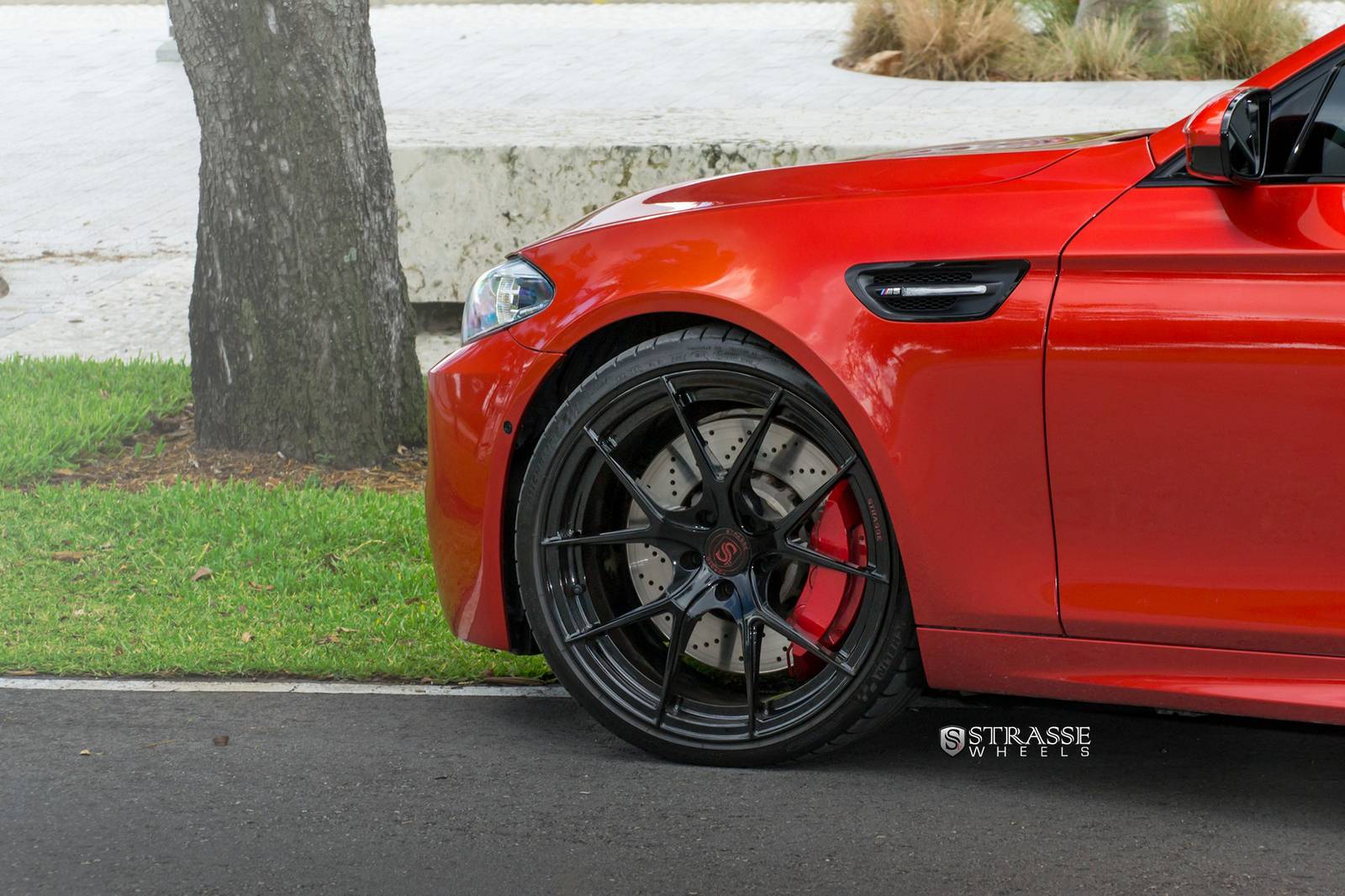 F10 BMW M5 with Strasse Wheels (3)