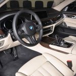 Rose Quarts BMW 750Li xDrive (1)
